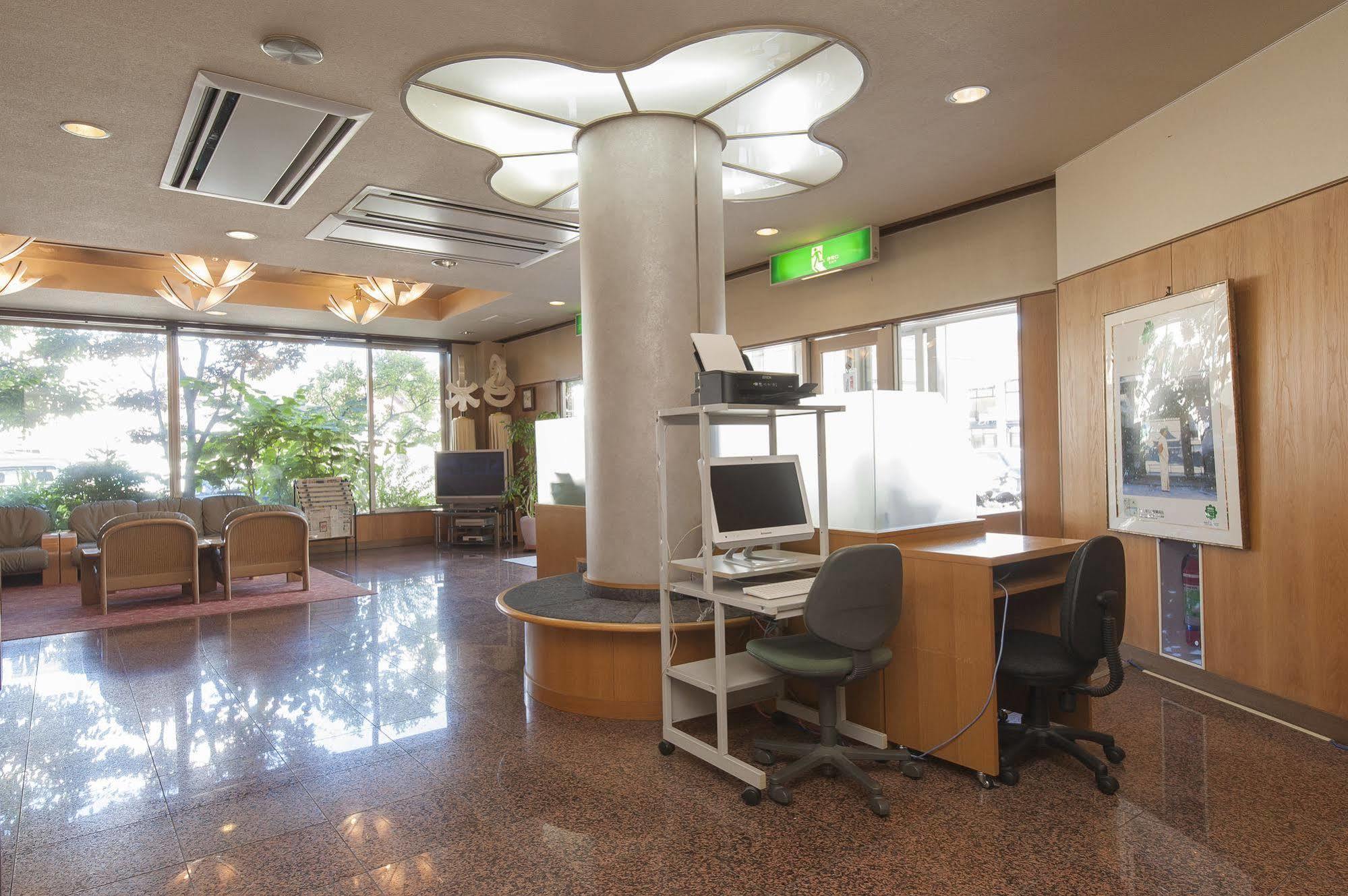 Takayama City Hotel Four Seasons Exterior photo